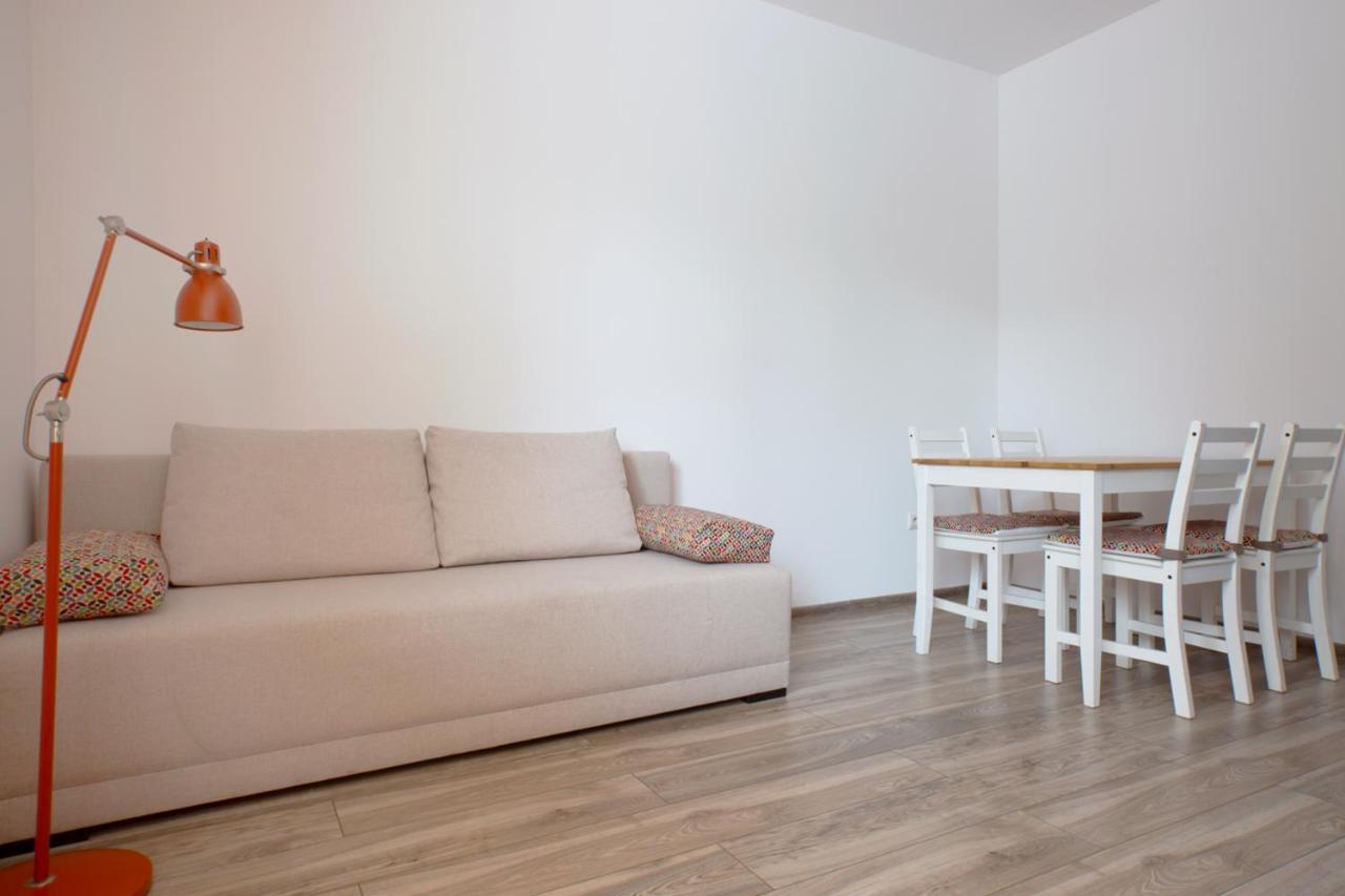 Apartament Z Ogrodem W Centrum Limanowej Limanowa Exterior foto
